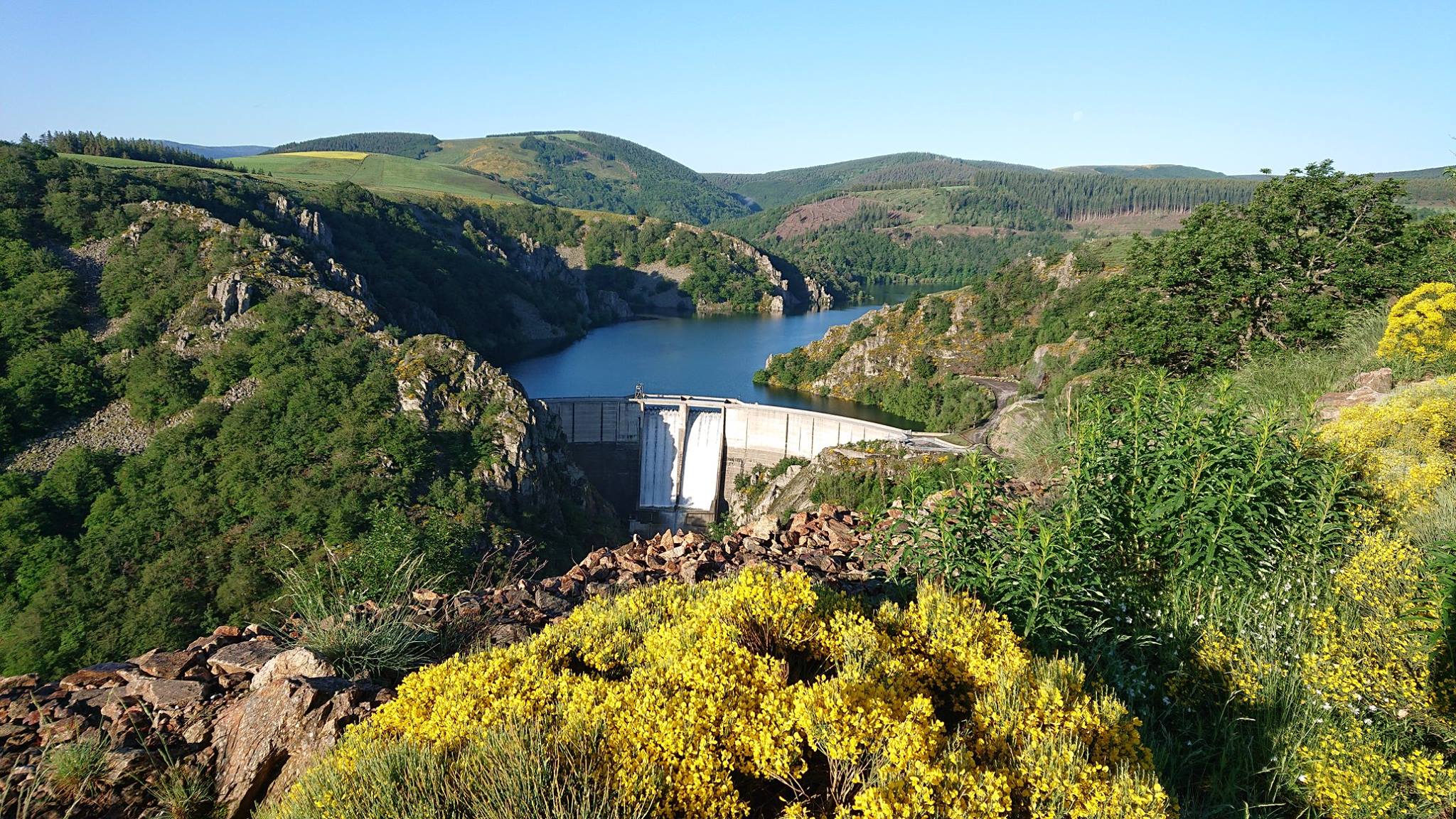LAC DE PUYLAURENT Cevennes Mont Lozere Lacs et plans d'eau LA BASTIDEPUYLAURENT LAC DE PUYLAURENT Cevennes Mont Lozere Lacs et plans d'eau LA BASTIDEPUYLAURENT