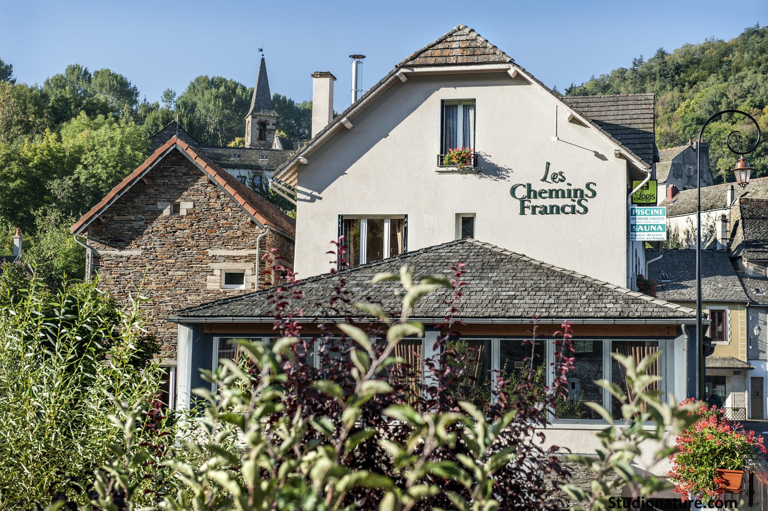 Hôtels restaurant Mont Lozere Vallee du Lot LES CHEMINS FRANCIS