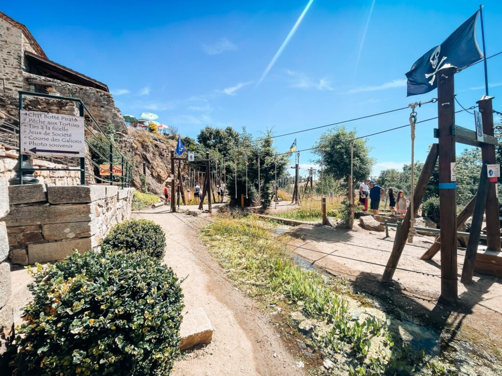 PARC DU CHAT BOTTÉ